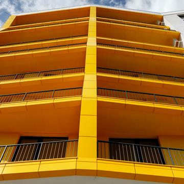 Володимира Навроцького вул., 35