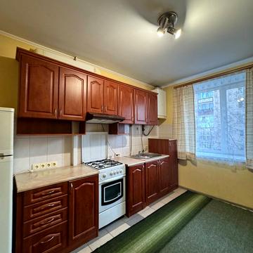 Гетьмана Петра Дорошенка вул., 18в