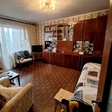 Князя Володимира Великого просп., 126