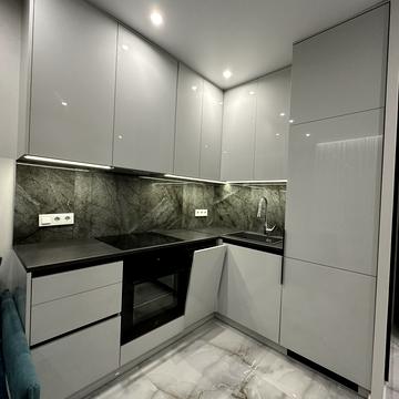 Причальна вул., 14