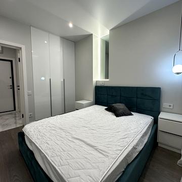 Причальна вул., 14