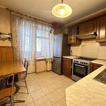 Проскурівська вул., 65