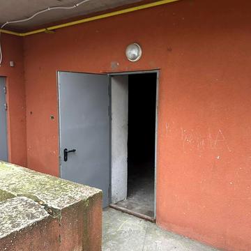 Озерна вул., 3