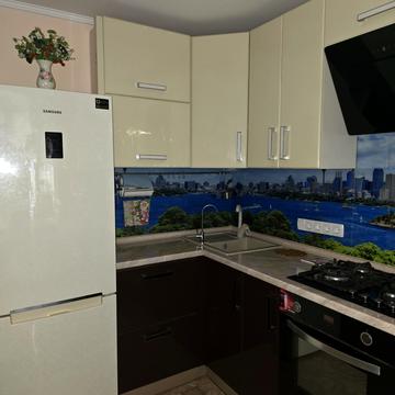 Миру вул., 50