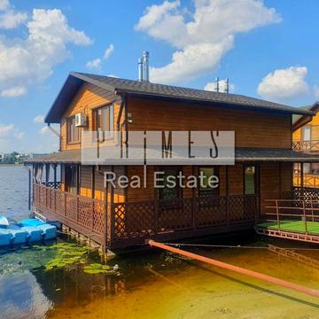 Набережна вул.