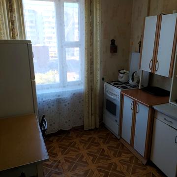 Європейського Союзу просп. (Правди), 64-Б