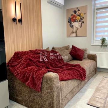 Олександра Олеся вул., 1