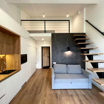 Бучанська вул. (Михайла Коцюбинського), (Будинок)