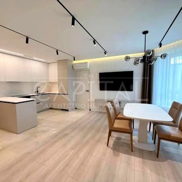 Золотоустівська вул., 25