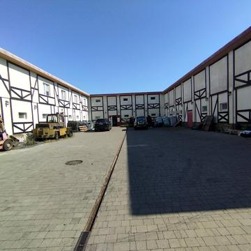 Патруса-Карпатського вул., 38