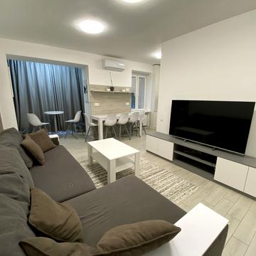 Госпітальна вул., 2