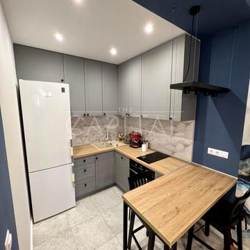 Тадея Рильського бульв., 1