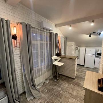 Дмитра Луценка вул. (Крейсера "Аврора"), 12