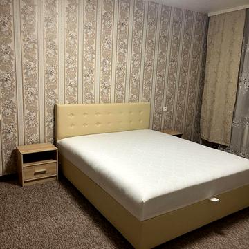 Новаторів вул., 9