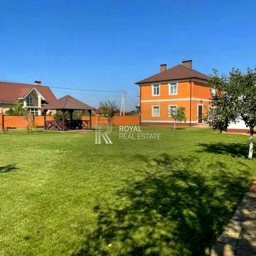 Центральна вул.