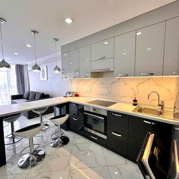 Гетьмана Івана Мазепи вул. (Топольна), 2б