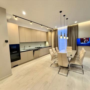 Вячеслава Чорновола просп. (), 16д