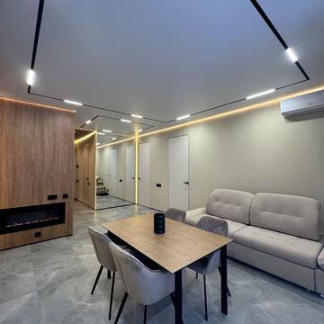 Нагірна вул., 16/18