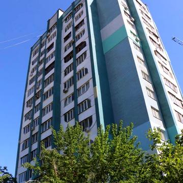 Італійський бульв., 1/1