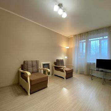 Джона Маккейна вул. (Івана Кудрі), 13/2