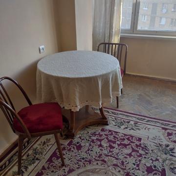 Академіка Корольова вул., 4