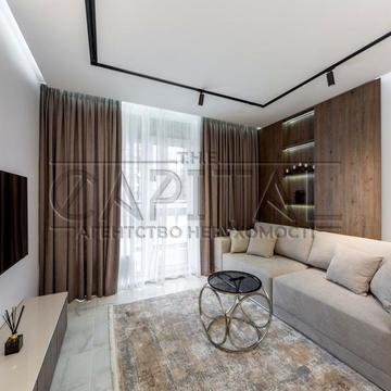 Джона Маккейна вул. (Івана Кудрі), 1