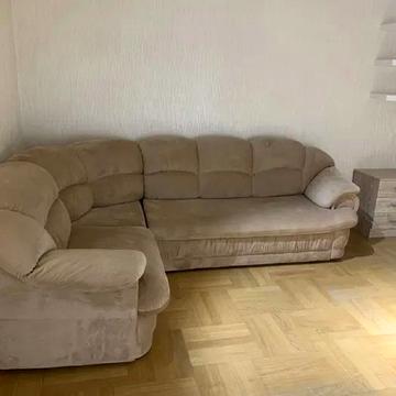 Карла Мікльоша вул., 9