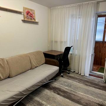 Жилянська вул., 76