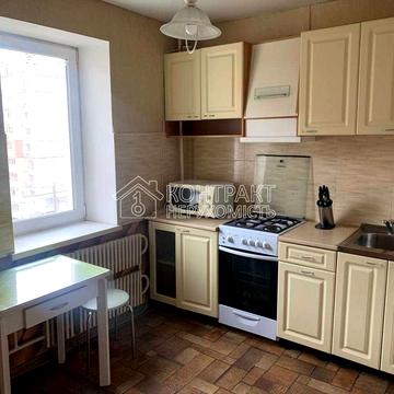 Квартальна вул., 5/9