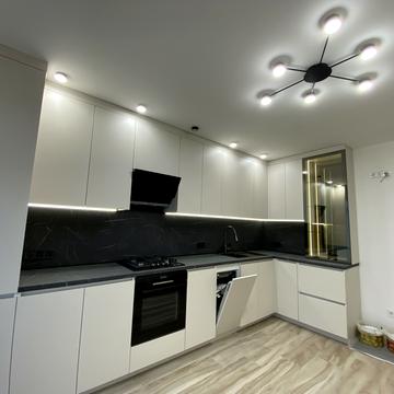 Юліана Целевича вул., 4