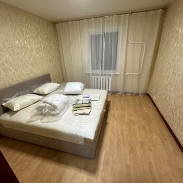 Срібнокільська вул., 14