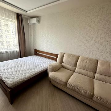 Бориса Гмирі вул., 16