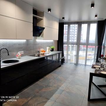 Микільсько-Слобідська вул., 10