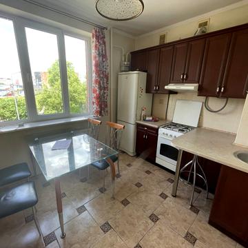 Червоної Калини просп., 70