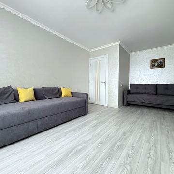 Теофіла Окуневського вул., 3