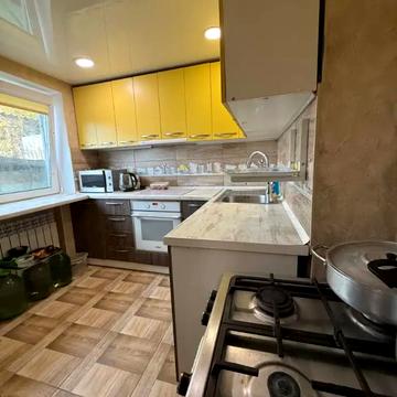 Маковського