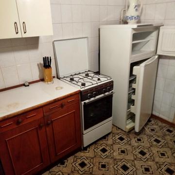 Тростянецька вул., 12