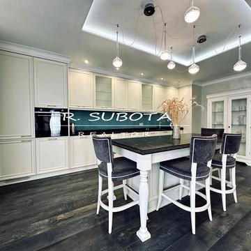 Івана Акінфієва вул. (Фучика), 30-А