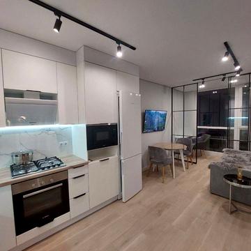 Вячеслава Липинського вул. (), 29-Б