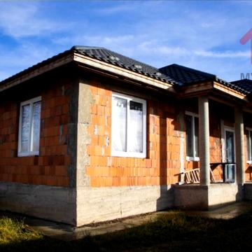 Виноградна вул., 81