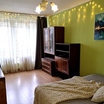 Юрія Іллєнка вул. (Мельникова), 49