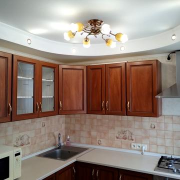 Антоновича вул. (Горького), 170/172