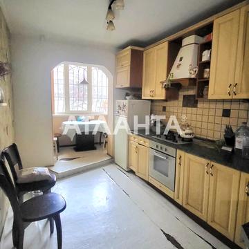 Академіка Корольова вул., 100