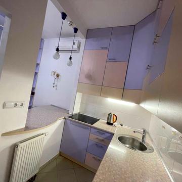 Жилянська вул., 118