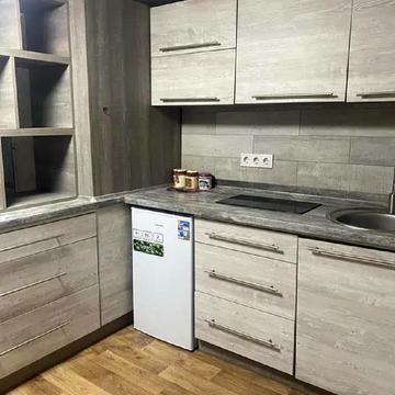 Шептицьких вул., 5