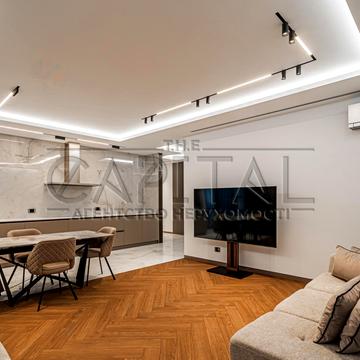 Андрія Верхогляда вул. (Михайла Драгомирова), 17-В