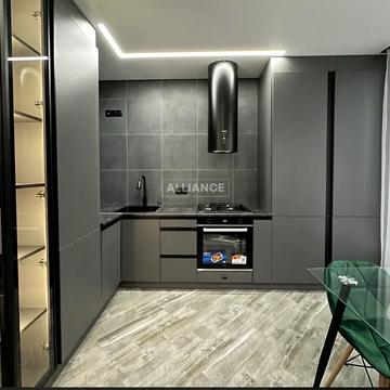 Юліана Пелеша вул., 3