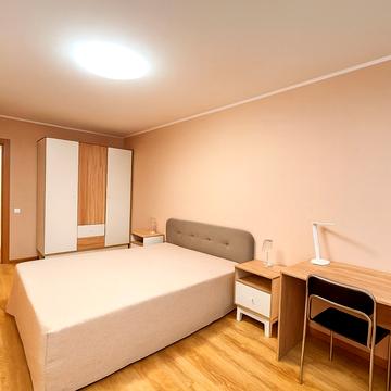 Лесі Українки вул., 26