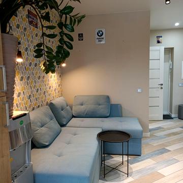 Микільсько-Ботанічна вул., 17/4