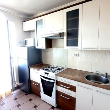 Оболонський просп., 28